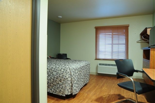 Woodspring Suites Columbus Urbancrest Ґров-Сіті Номер фото