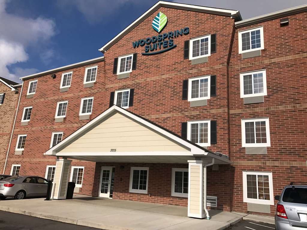 Woodspring Suites Columbus Urbancrest Ґров-Сіті Екстер'єр фото